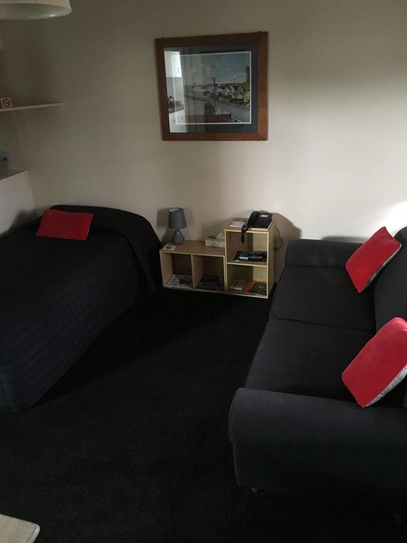 Mount View Motel 4*
