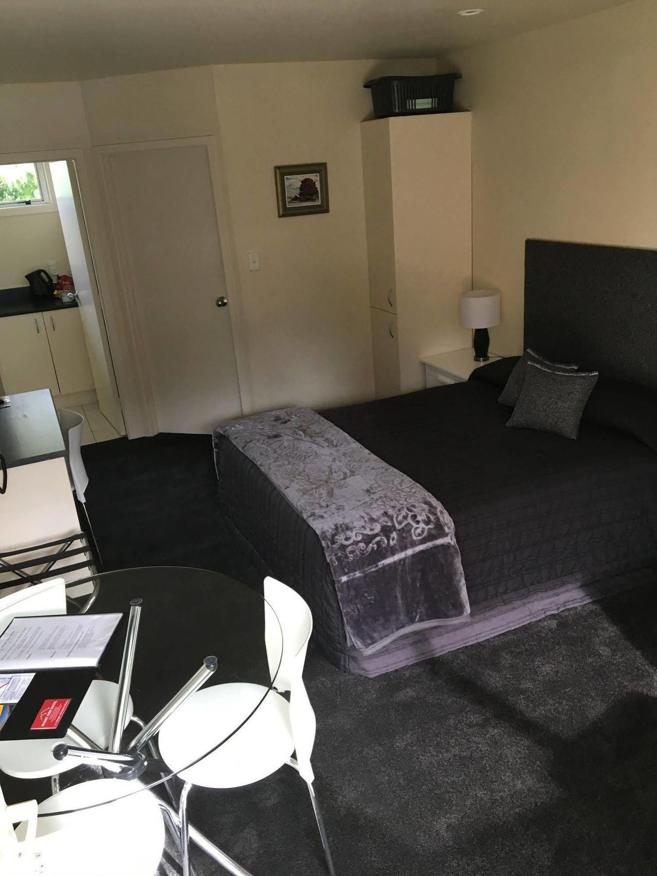 Mount View 4*